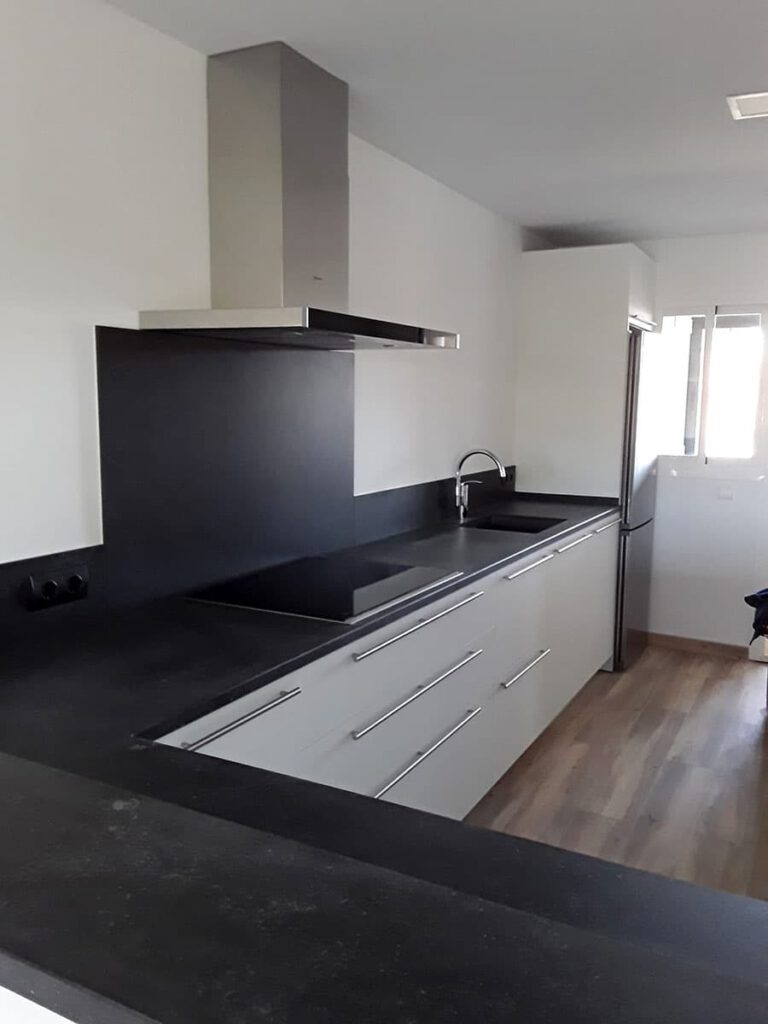 Torcasol Multiservicios, instalación, montaje y reformas de cocina